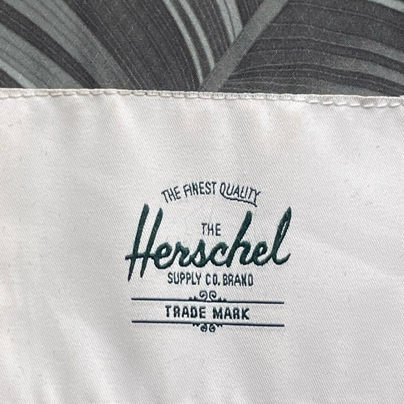Herschel Supply Co duster coat - Picture 4 of 15